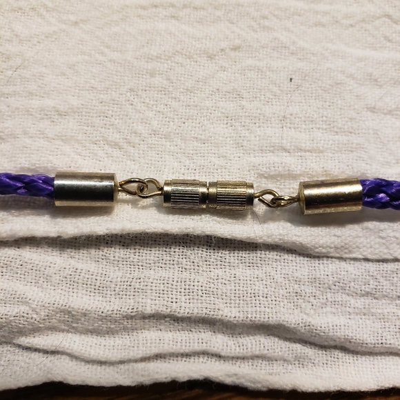 Beautiful Vintage Butterfly and Flower Cloisonne Pendant Necklace - Picture 4 of 5